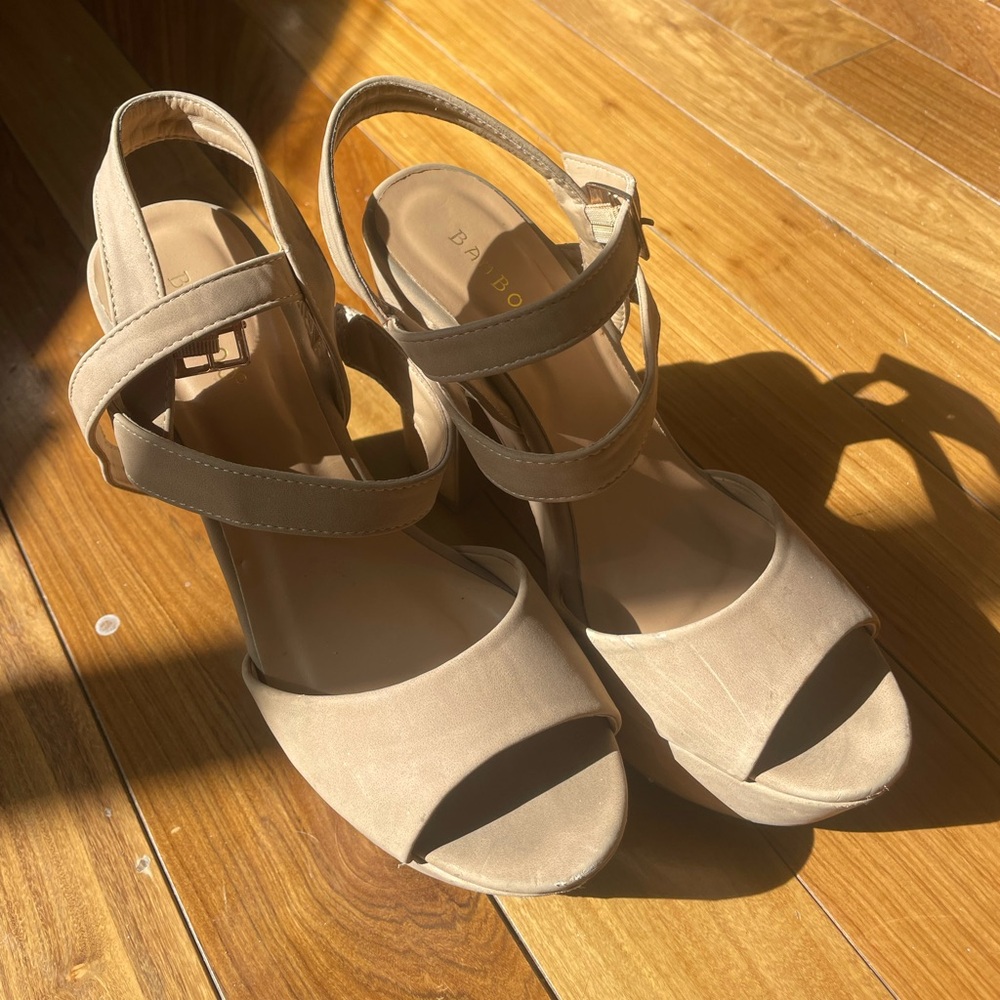 Chunky, Tan Heels